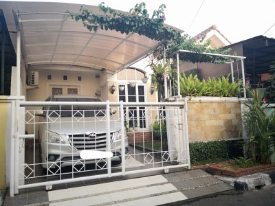 Rumah Full furnish nempel jakarta garden city