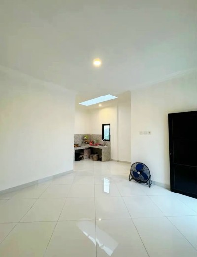 Rumah 3 lantai di Jati murni Pondok Gede Bekasi , dekat Tol Jatiwarna-5