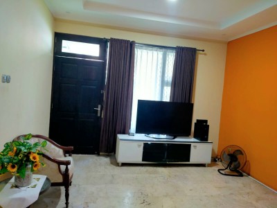 Rumah rapih siap huni di Taman Pulo Indah hadap Boulevard, Penggilingan Jakarta Timur-2