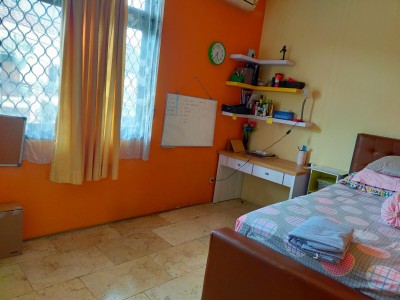 Rumah rapih siap huni di Taman Pulo Indah hadap Boulevard, Penggilingan Jakarta Timur-7