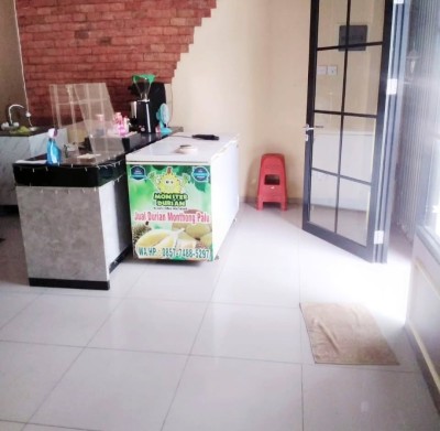 Ruko 2 lantai siap huni di Green Ara Kota Harapan Indah Bekasi-1