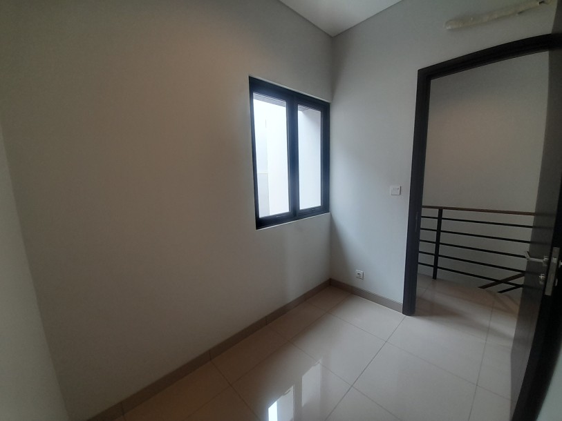 Sewa Rumah Summarecon Crown Gading-0