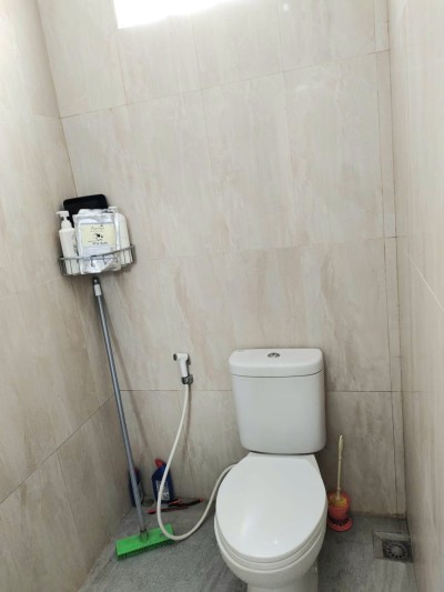 Rumah 2 lantai rapih siap huni di Jakamulya, Bekasi-13