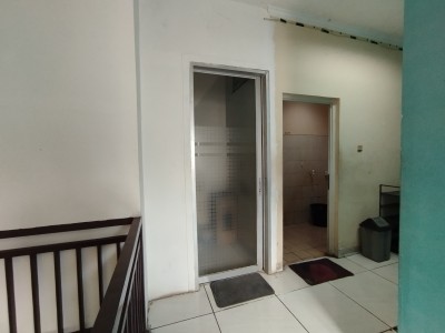 WTS  Komplek Ruko Unggul Center Balaraja Banten.-4