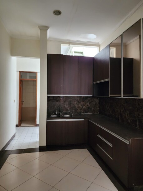 Di Sewa Rumah Hoek Dikelapa Gading Kusuma- Jakarta Utara-4