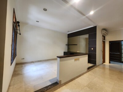 Di Sewa Rumah Hoek Dikelapa Gading Kusuma- Jakarta Utara-6