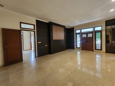Di Sewa Rumah Hoek Dikelapa Gading Kusuma- Jakarta Utara-9