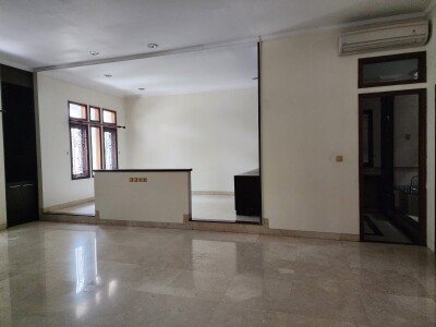 Di Sewa Rumah Hoek Dikelapa Gading Kusuma- Jakarta Utara-11