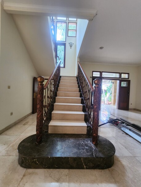 Di Sewa Rumah Hoek Dikelapa Gading Kusuma- Jakarta Utara-12